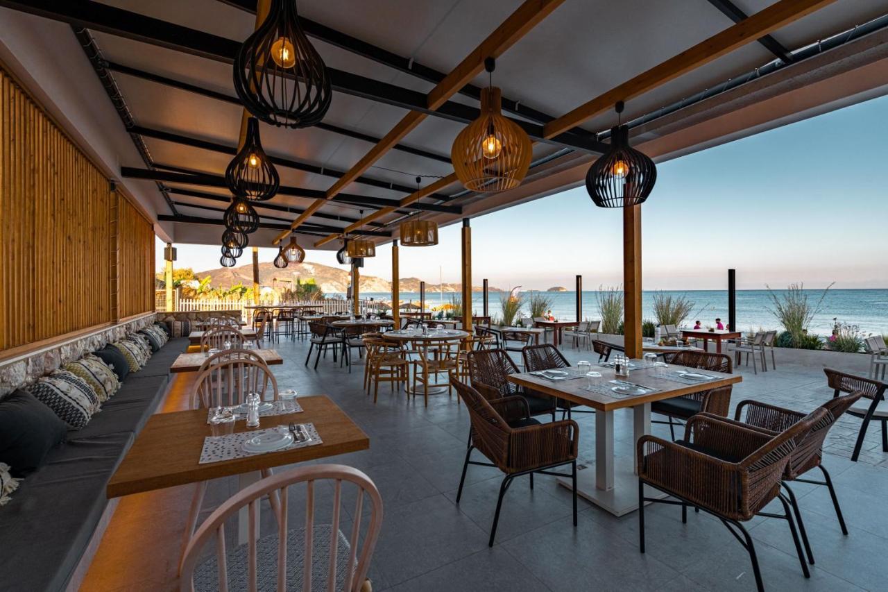 Horizon Apartments - Beachfront Luxury, By Zantewize Laganas Exteriör bild