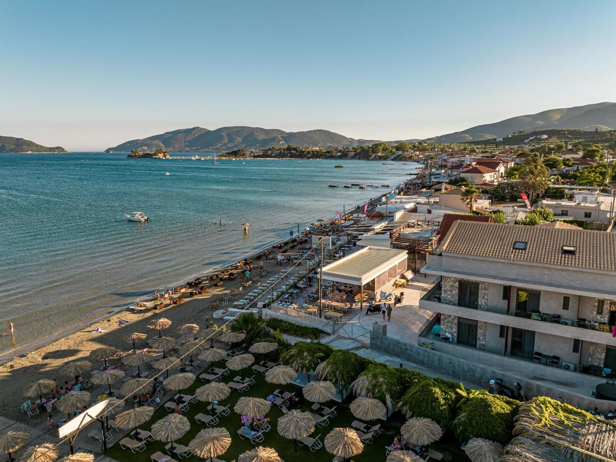 Horizon Apartments - Beachfront Luxury, By Zantewize Laganas Exteriör bild