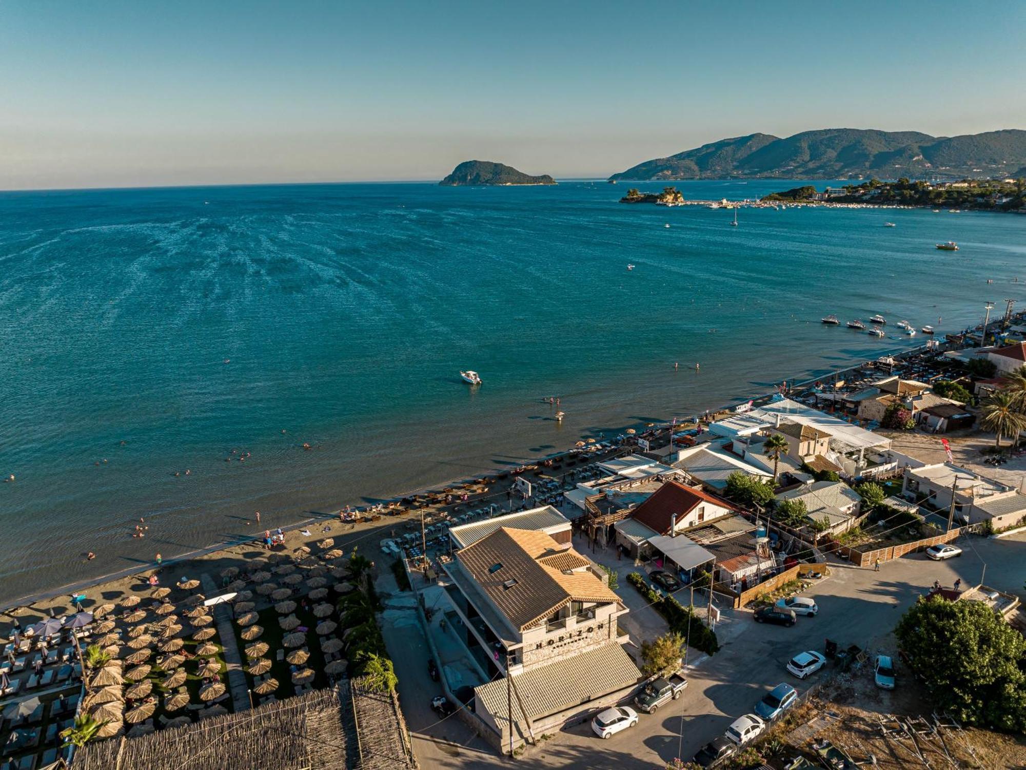 Horizon Apartments - Beachfront Luxury, By Zantewize Laganas Exteriör bild